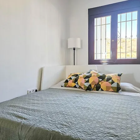 Two Bedroom In Riviera Del Sol *